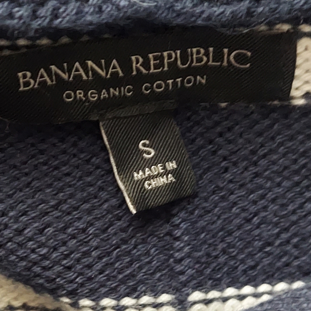 Banana Republic Organic Cotton Navy and Cream striped Sweater - Picture 4 of 4